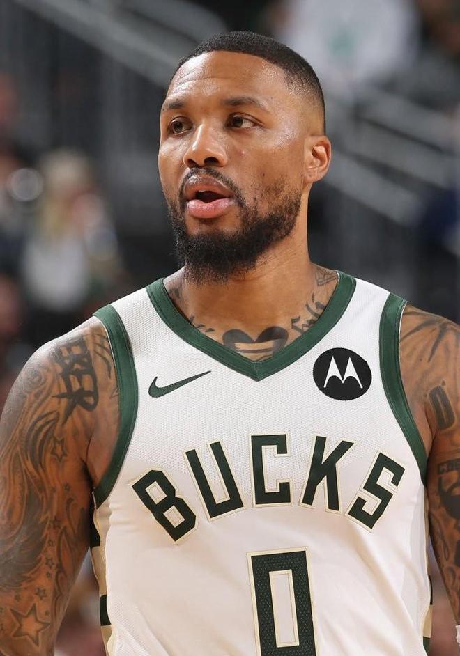 包含关键时刻密尔沃基雄鹿备战全明星赛，手感冰凉细节曝光，更衣室稳定，轮换策略成焦点的词条-开云入口