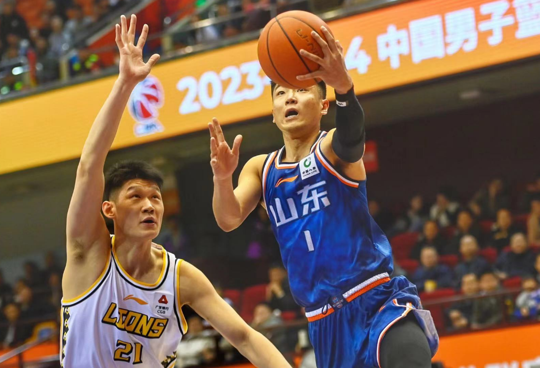 成都蓉城发布备战花絮，加时末段更衣室发声，CBA常规赛任务艰巨，细节决定成败的简单介绍-开云娱乐